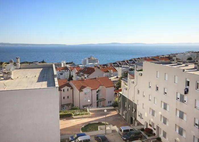 With A Parking Space - 8681 Appartement *